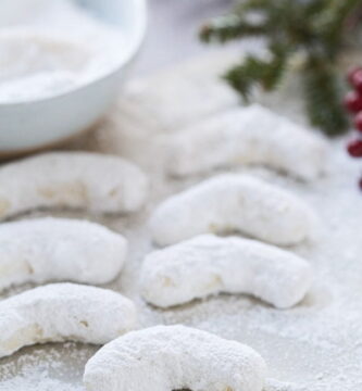 Kourabiedes Greek Butter Cookies 2