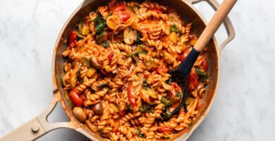Easy One-Pot Pasta | Cozy & Healthy 20 Minute Dinner! 4 One Pot Pasta Vegetables Vegan FromMyBowl 10