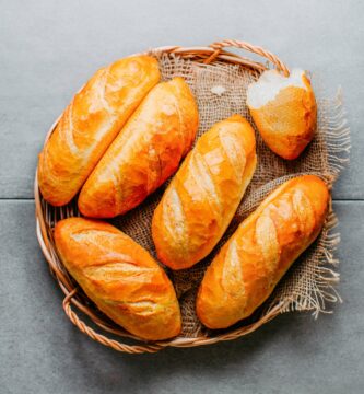 how to make banh mi vietnamese baguette bread from scratch fluffy cottony inside featured