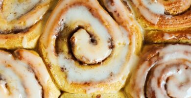 viral tiktok cinnamon rolls heavy cream 14