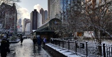 when does it snow in new york city