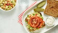 Vibrant Crunchy Type Chickpea Salad