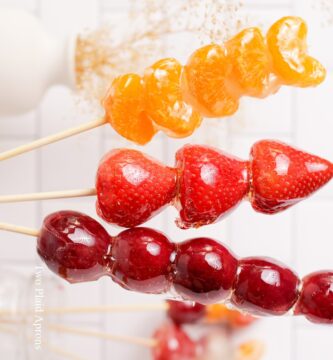 tanghulu strawberry tangerines and grapes e1751485847551