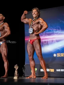 Arnold Schwarzenegger's Latino son follows in his father's footsteps in bodybuilding 3 joseph baena el joven de origen