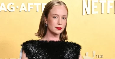 Hannah Einbinder calls AI creators 'losers'