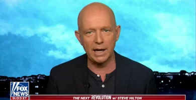 Donald Trump endorses Steve Hilton for California governor 6 Donald Trump endorses Steve Hilton for California governor