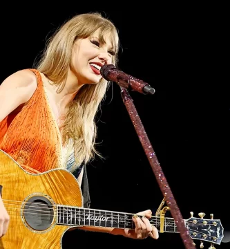 Invoice Ackman's Pershing Sq. gives to purchase Common Music Group 2 Taylor Swift
