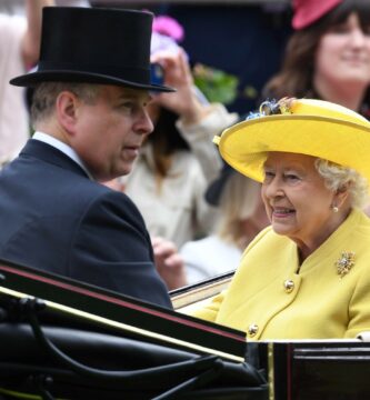 No one should ever mention the QEII-Lord Porchester affair rumors