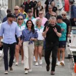 Prince Harry and Meghan were greeted by a huge and enthusiastic crowd in Sydney