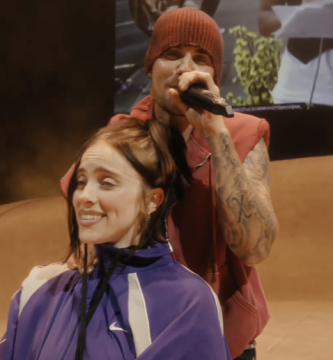 Justin Bieber serenades Billie Eilish and duets with SZA at Coachella 3 Justin Bieber serenades Billie Eilish and duets with SZA at Coachella