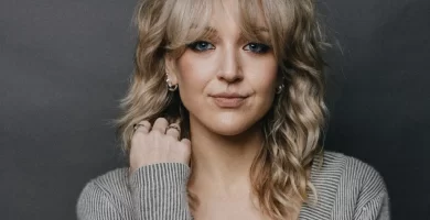 Holly Shervey Signs With Artists First (EXCLUSIVE)