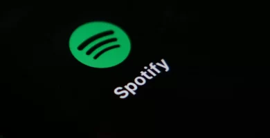 Spotify increases subscriptions, hits record operating profit and stocks decline