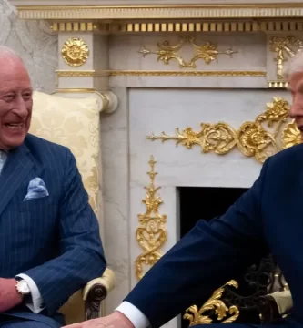 King Charles was welcomed into a 'gaudy' Oval Office that underwent a Trump transformation