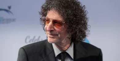 Howard Stern decides to dismiss his ex-assistant's lawsuit