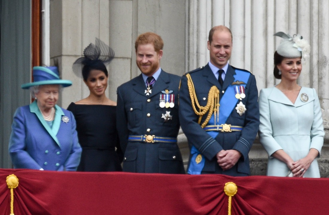 Why did not Queen Elizabeth take sides in Prince Harry and William's feud? 2 75e86656ab1