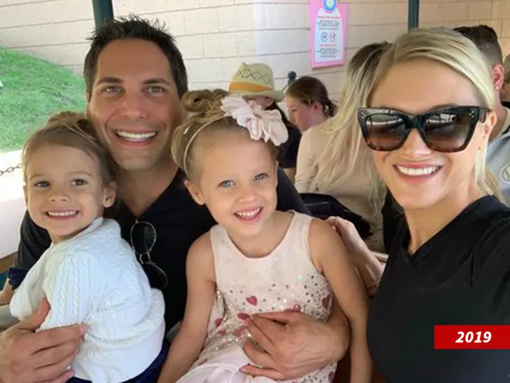 1228-Joe Francis-insta-02