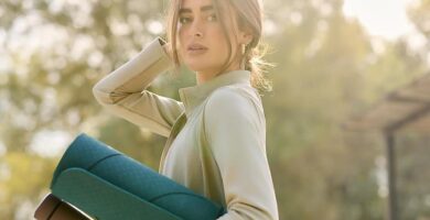 Pilates reformer vs. mat Pilates: how they differ and which one is best for you