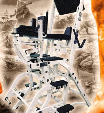 The Legasaurus is the most legendary fitness machine among gymbros. It was my adventure to try it