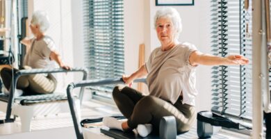 Joseph Pilates nos dejó un increíble repertorio de ejercicios que hay que respetar 7 b6d835dc 4b77 4435 83d3 d45661969f2b