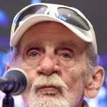 Former Santana singer Alex Ligertwood dies at 79
