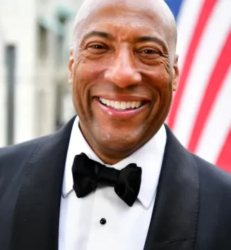 Byron Allen buys BuzzFeed and becomes CEO