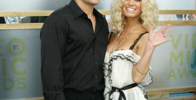 “Nick Lachey met Jessica Simpson on a plane, he says they were cordial”