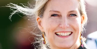 Duchess Sophie Rocks Princess Diana's Most Iconic '80s Look As She Coos Over Child 5 Duchess Sophie Rocks Princess Diana's Most Iconic '80s Look As She Coos Over Baby