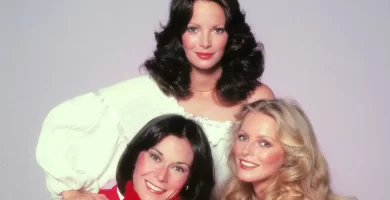 Charlie's Angels stars Jaclyn Smith and Kate Jackson reunite for rare photo together