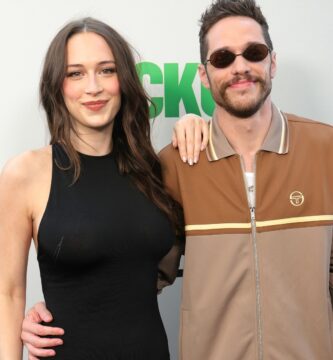 "Pete Davidson and Elsie Hewitt split, five months after welcoming their child" links