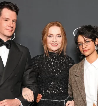 Odessa A'Zion and Connor Swindells honored by Chopard in Cannes