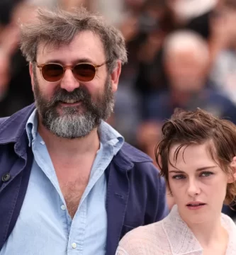 Kristen Stewart and 'Full Phil' obtain a 5-minute ovation in Cannes 1 Kristen Stewart and 'Full Phil' receive a 5-minute ovation in Cannes