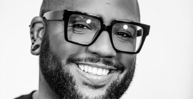 In the chair with: GlossBoss J - Essence
