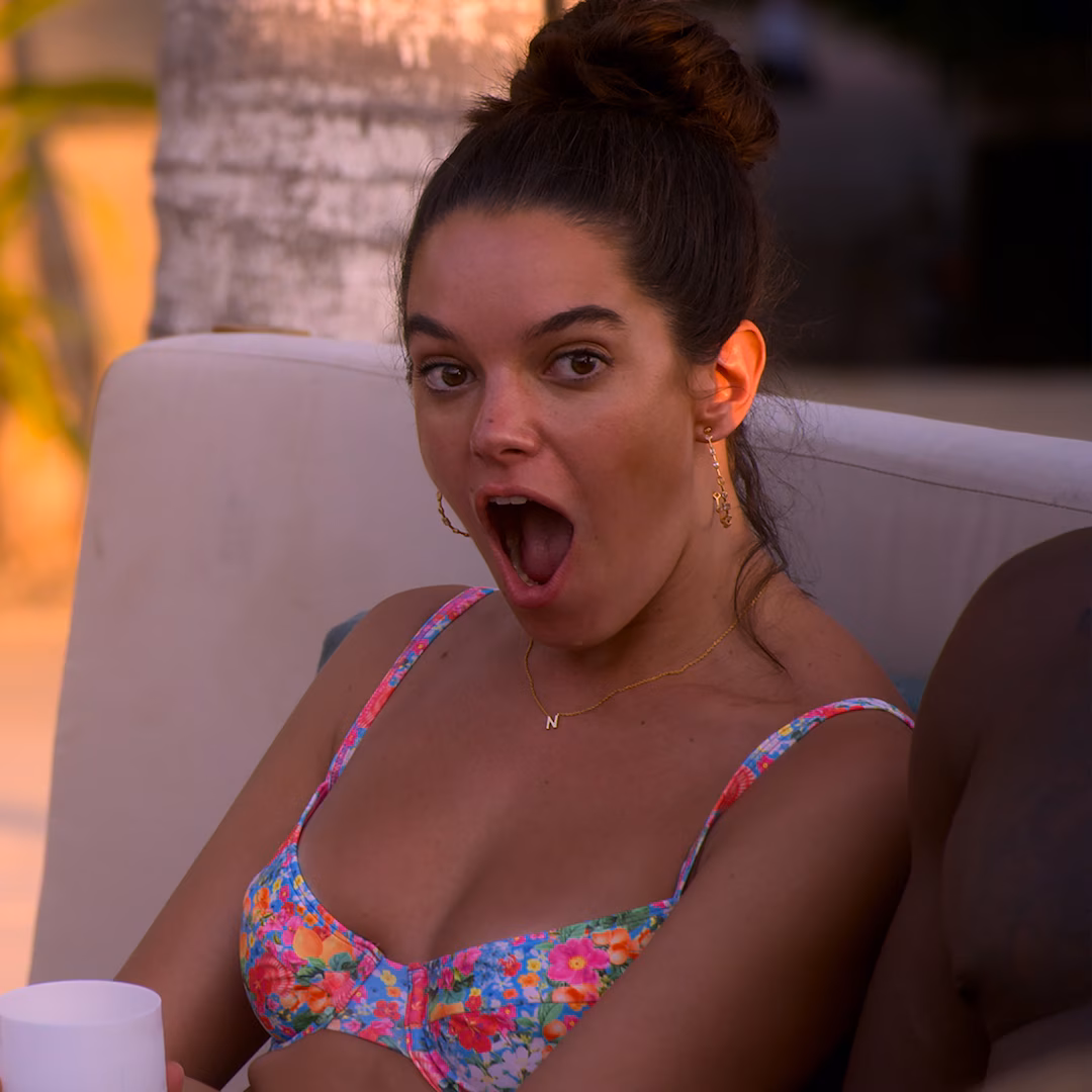 Ally Lewber gave Hashim Moore a blowjob