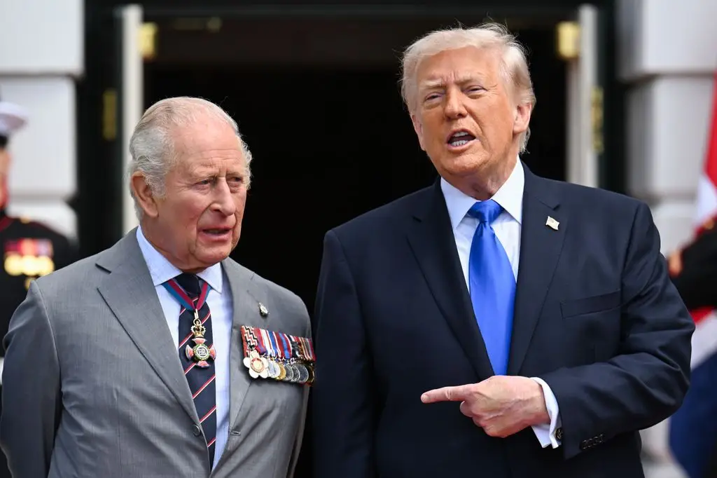 King Charles and US President Donald Trump pose during a farewell ceremony at the White House 