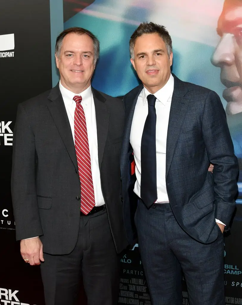The real Robert Bilott with Mark Ruffalo 
