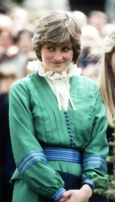 Princess Diana Pie Crust Dress