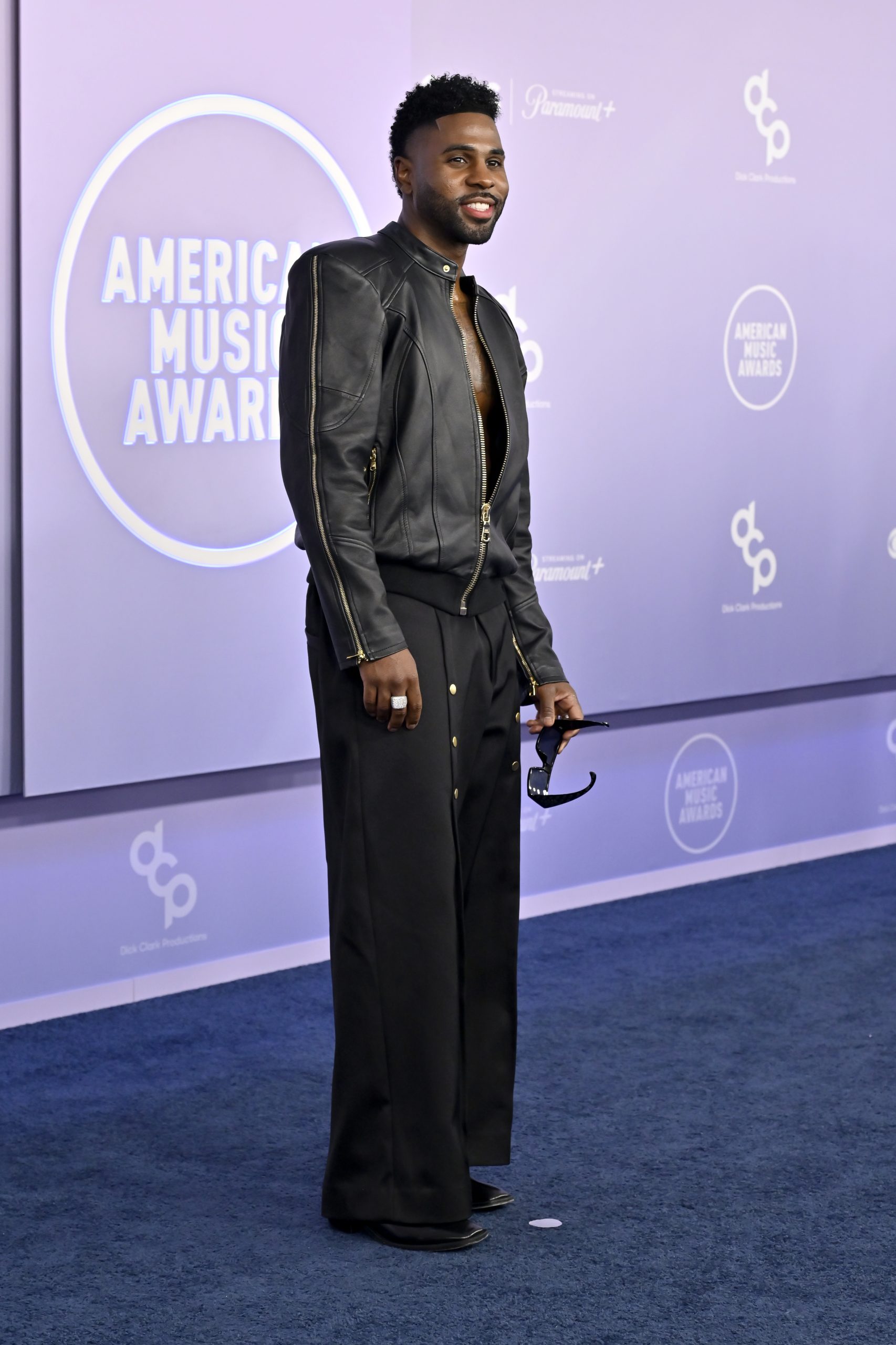 The best looks from the American Music Awards red carpet