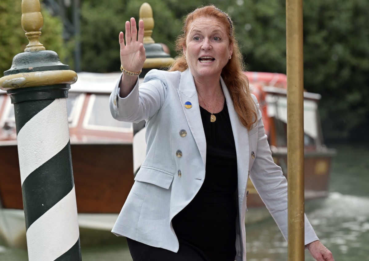 Sarah Ferguson and Sean Combs have been associates with advantages for years? 2 avalon 0720989022