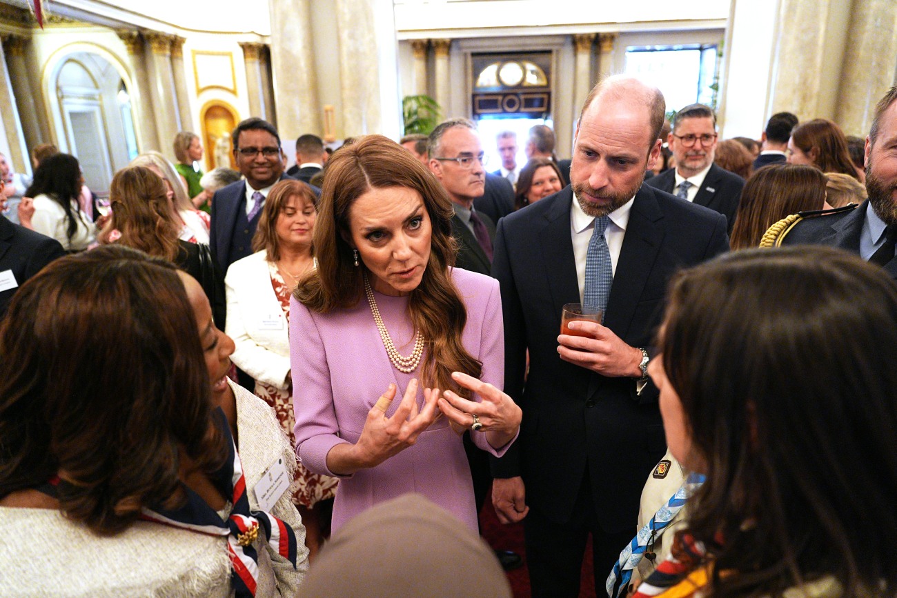 Princess Kate is 'an incredible mother and spouse' 1 coverimages55633958 2