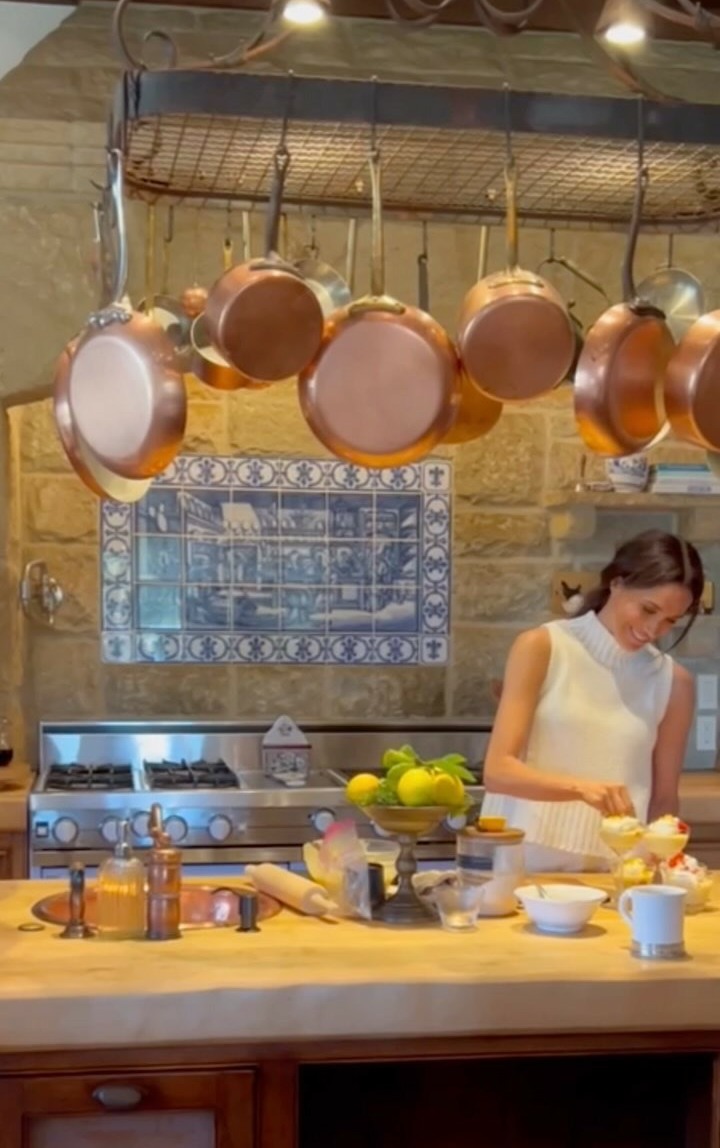 Duchess Meghan's rustic Italian delicacies is the "laughing inventory" in Montecito!! 1 meghan real kitchen montecito