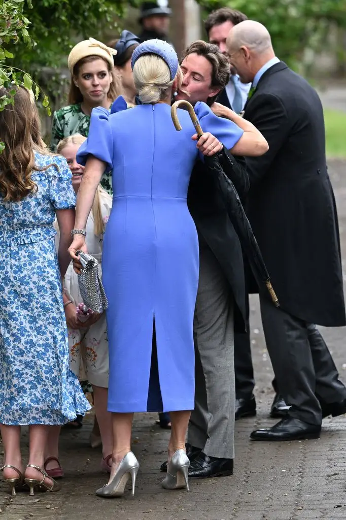 Peter Phillips and Harriet Sperling share their first romantic kiss after a fairytale marriage ceremony 13 Zara Tindall hugs Edoardo Mapelli Mozzi