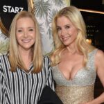 Lisa Kudrow and Mira Sorvino in 2022