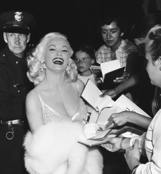 Hollywood stories, Marilyn Monroe, Howard Hughes
