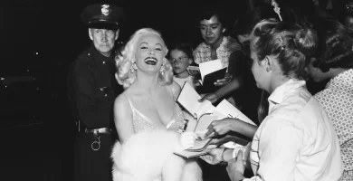 Hollywood stories, Marilyn Monroe, Howard Hughes