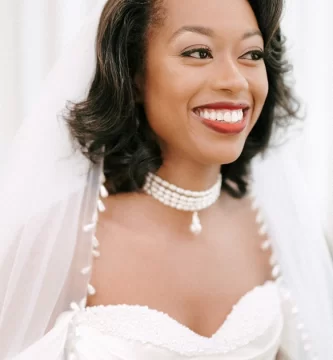 This Bride Channeled Vintage Summer Romance for Her Portugal Wedding Look