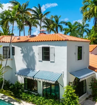 Josh Flagg lists his Miami Seashore residence for $10 million 2 Josh Flagg lists his Miami Beach home for $10 million