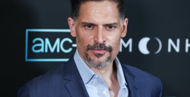 “Joe Manganiello has written a memoir about his seven-year well being battle” 17 “Joe Manganiello has written a memoir about his seven-year health battle”