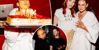 In the exclusive and star-studded evening at Café Kallmeyer in New York