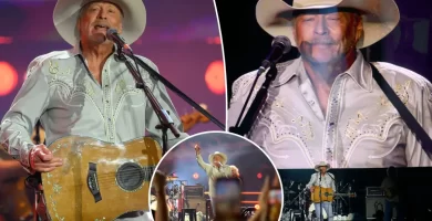 Country icon Alan Jackson's triumphant finale concert as the superstar hangs up his hat in Nashville