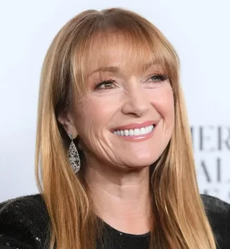Jane Seymour, 75, admits she would 'find yourself in hospital' if she did this exercise 1 Jane Seymour, 75, admits she would 'end up in hospital' if she did this workout